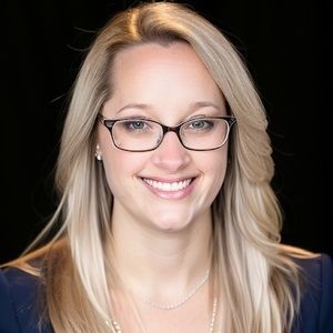 Meet your Posher, Casey